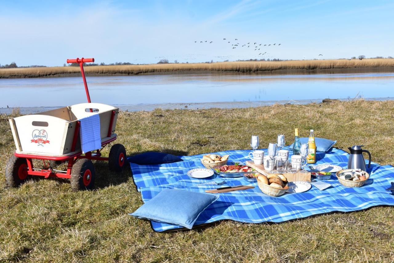 Liebevoll Hinterm Deich - Ferienwohnungen Lehe  Exterior foto